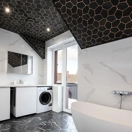 Willa Posti 2 Parnawa